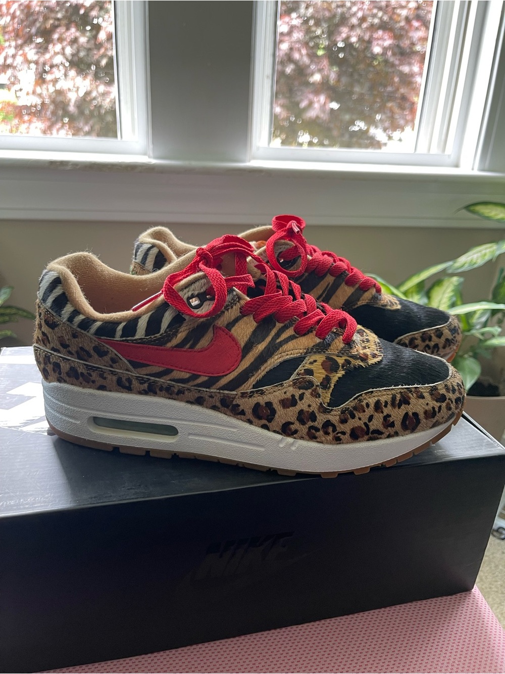 Atmos x Nike Air Max 1 DLX Animal Pack 2.0 AQ0928-700 Size 7/ Women's 8.5